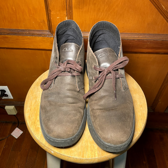 Clarks Brown Original Desert Boots - Sz men 9.5, Pre-owned, Fair Condition - Picture 4 of 10